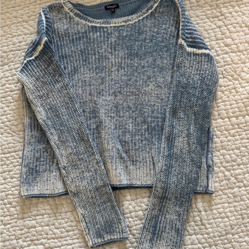 Splendid Two-Tone Blue and White Sweater